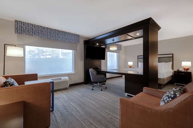 Images Hampton Inn & Suites Seattle/Federal Way