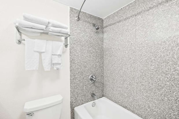 Images SureStay Plus by Best Western Lubbock Medical Center