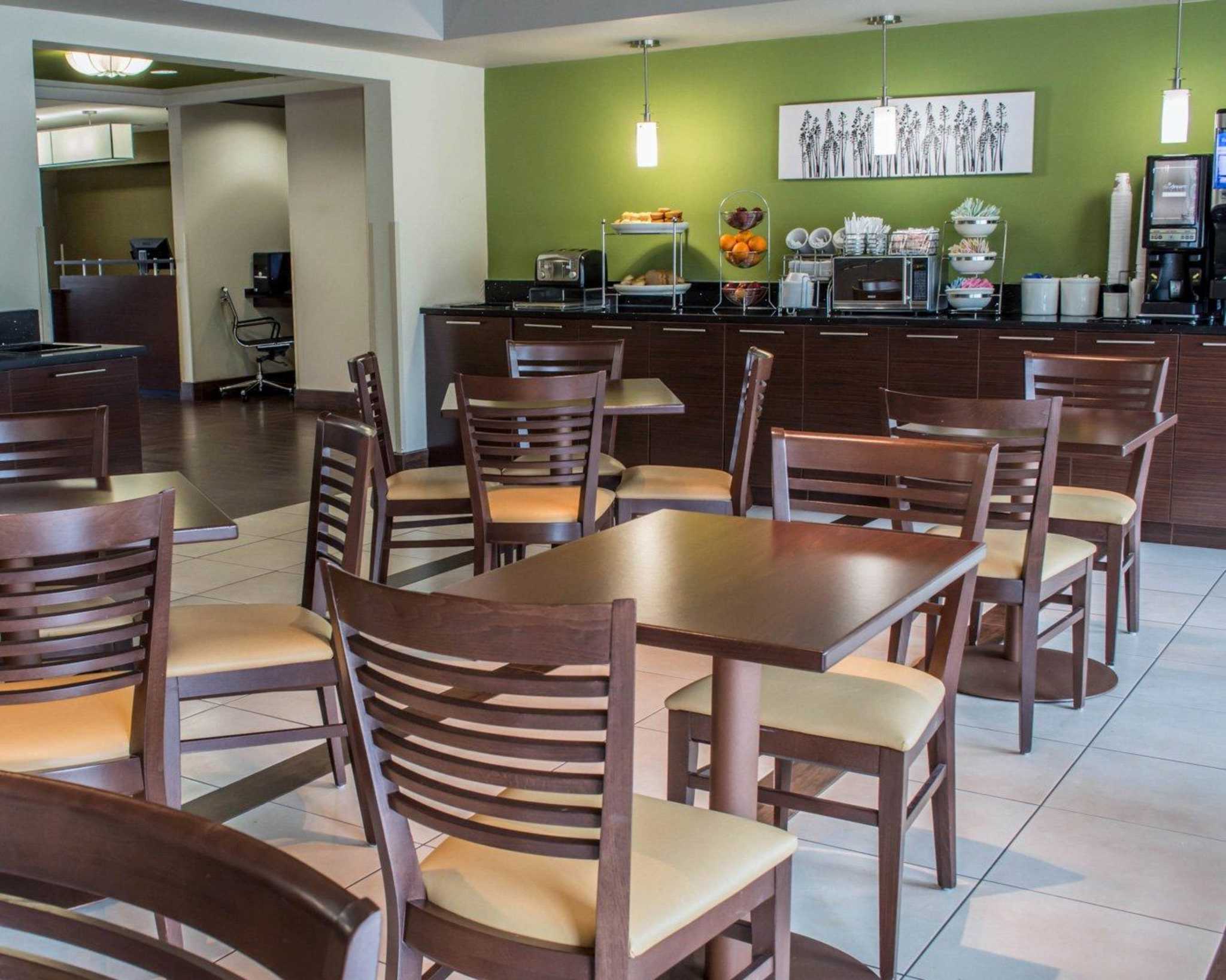 Golden corral williamsburg va coupons