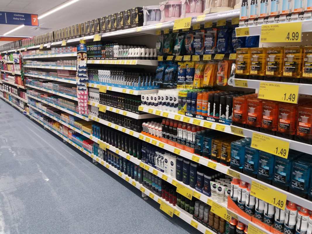 B&M's brand new store in Lichfield stocks a huge range or personal care products, from mens and womens toiletries like shower gel and shampoo, to healthcare like paracetamol and more!