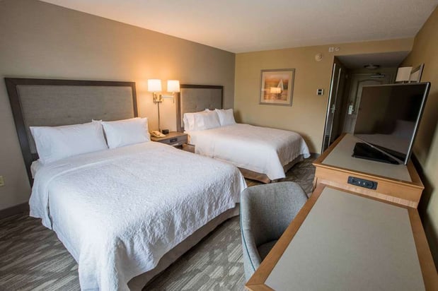 Images Hampton Inn & Suites Tilton
