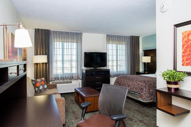 Images Staybridge Suites Lincoln Northeast by IHG