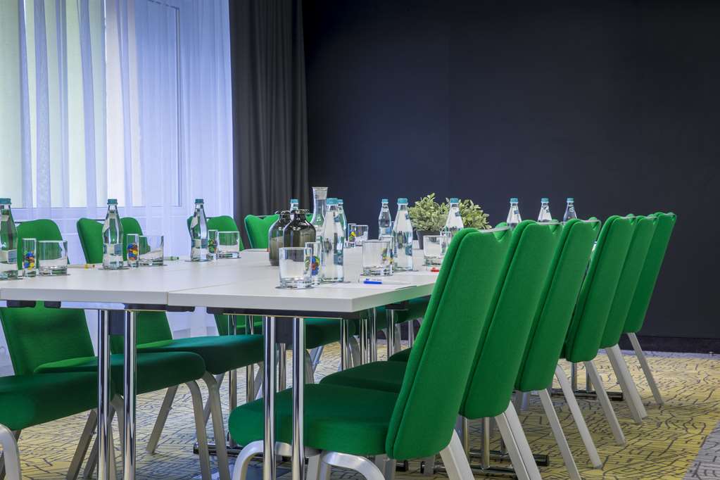 Images Park Inn by Radisson Bucharest Hotel & Residence