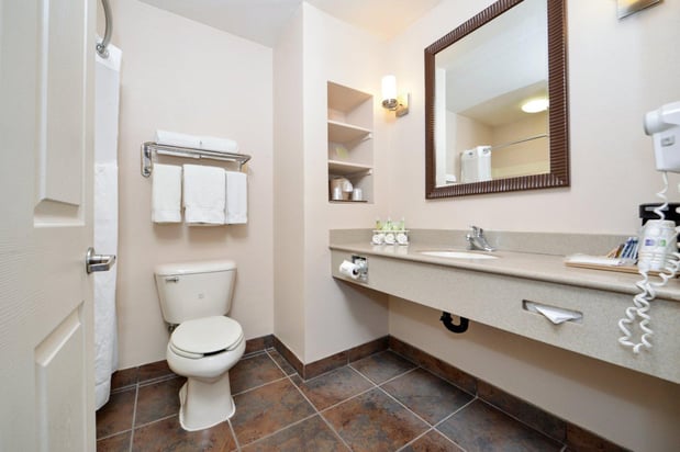 Images Holiday Inn Express & Suites Kingman by IHG