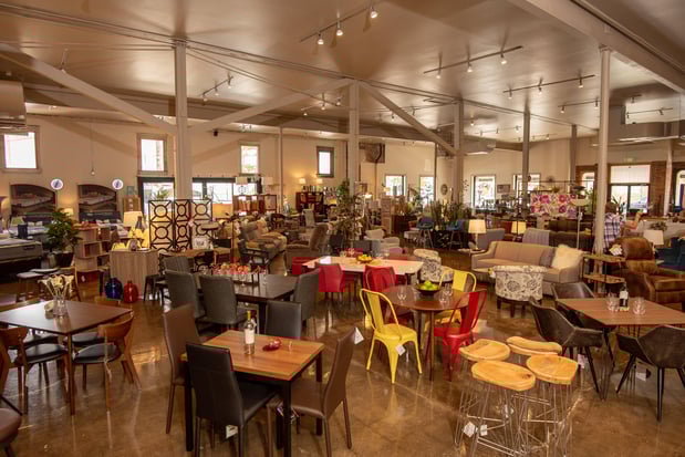 Images Su Casa! Furniture & Sleep Shop