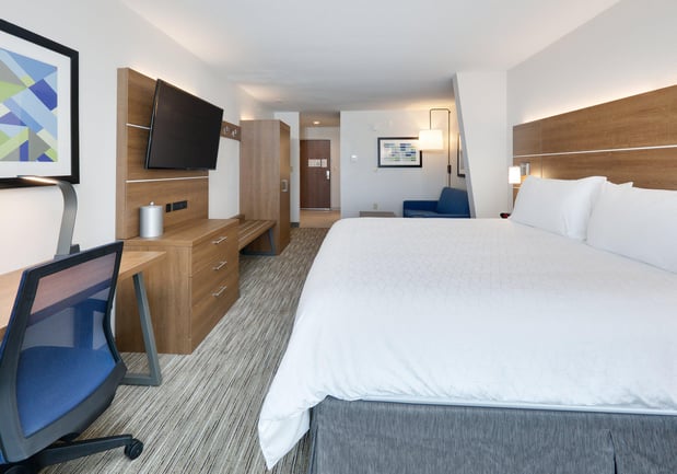 Images Holiday Inn Express & Suites San Antonio NW Near Seaworld by IHG