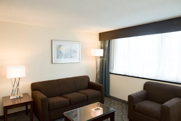 Images Holiday Inn Birmingham-Airport by IHG