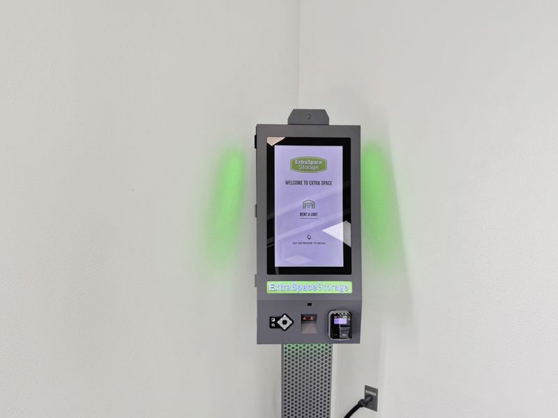 Extra Space Storage Image