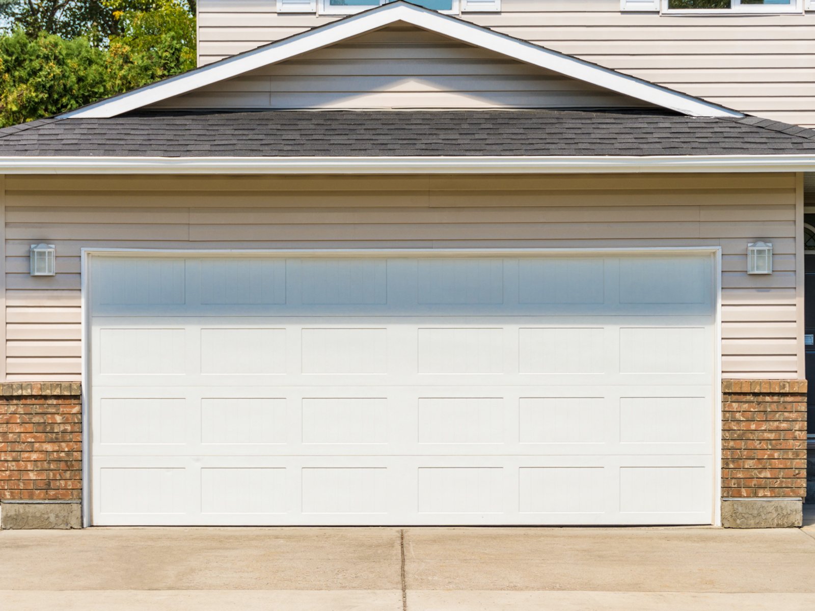 Family Garage Doors LLC