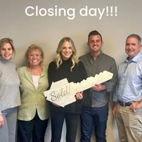 Images Betsy Woods, Realtor