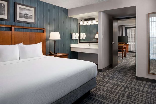 Images Embassy Suites by Hilton Austin Central