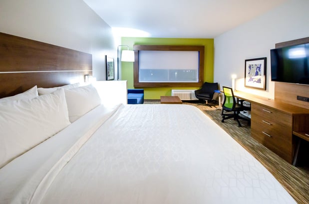 Images Holiday Inn Express & Suites Taylor by IHG