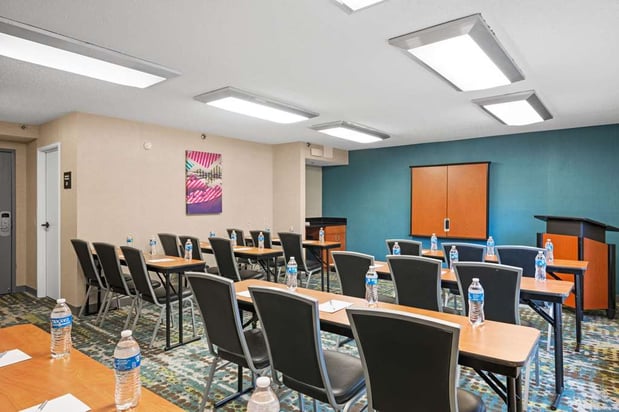 Images Hampton Inn Cleveland-Westlake