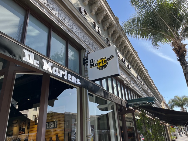 Images Dr. Martens Pasadena