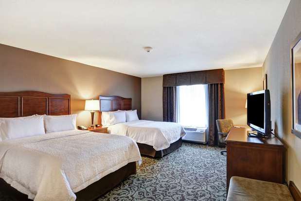 Images Hampton Inn & Suites New Hartford
