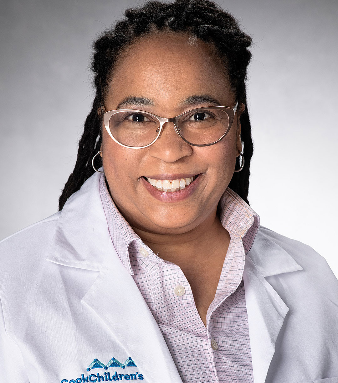 Headshot of Dr. Shea-Lynn Hopson