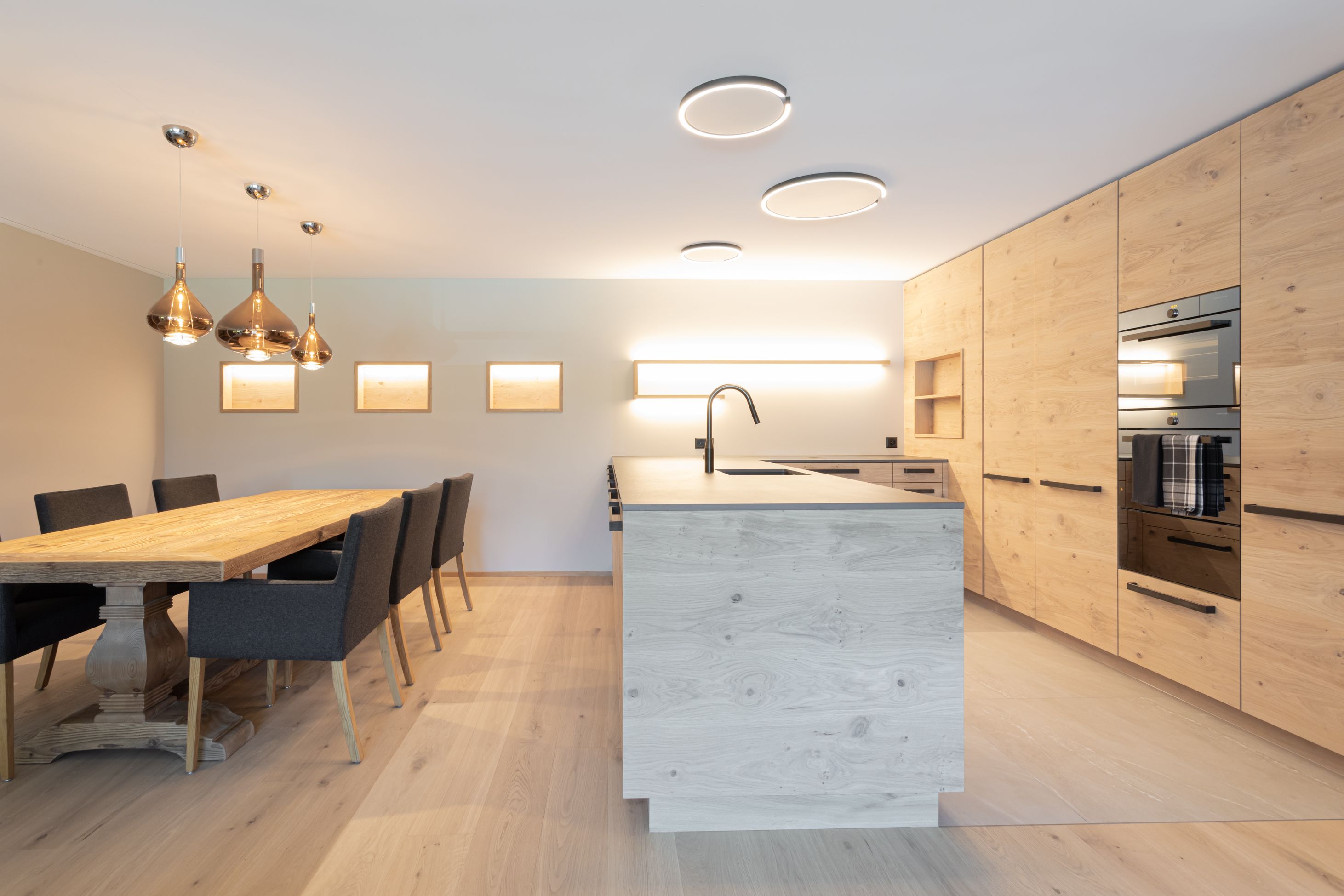 Bilder Beyeler Bodenbeläge GmbH