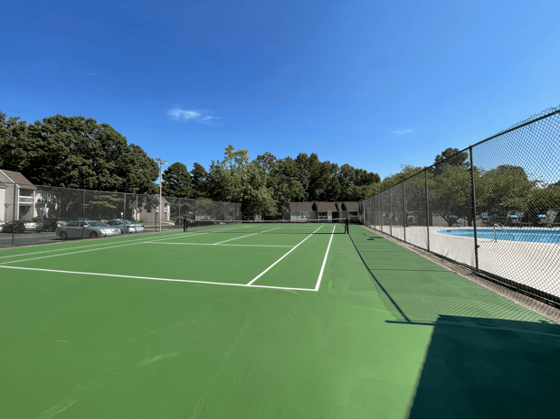 Images Lakes Edge Apartments