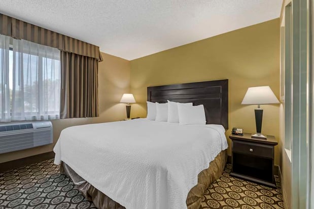 Images Best Western Plus InnTowner Madison
