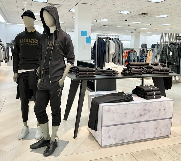 Images BOSS Shop - Saks Shop - Beachwood