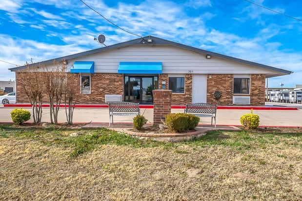 Images SureStay by Best Western Oklahoma City West