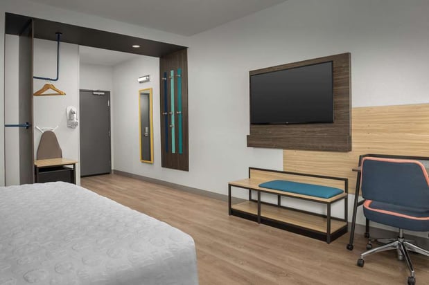 Images Tru by Hilton North Richland Hills DFW West