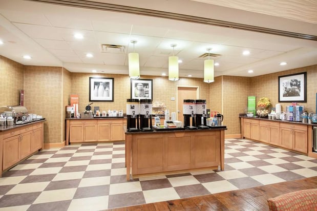 Images Hampton Inn & Suites Denver/South-RidgeGate