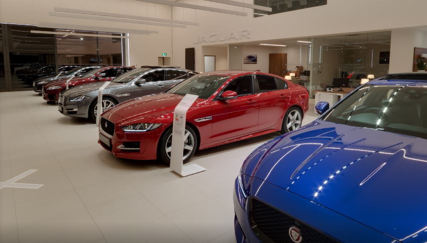 Harwoods Jaguar, Crawley - Car Dealers (new & Used) in Crawley RH10 9LW ...