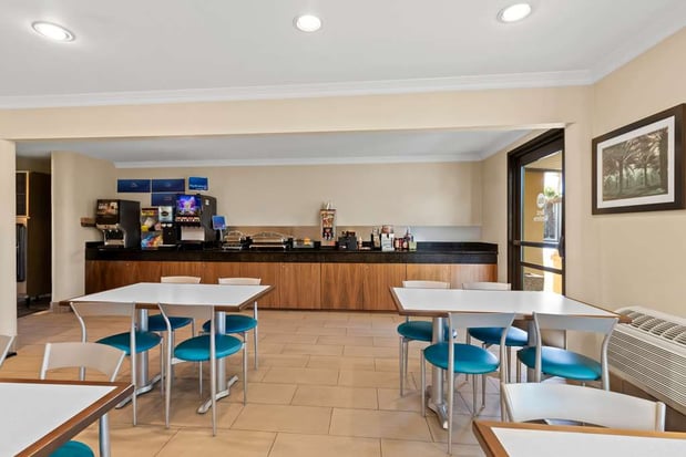 Images Best Western Date Tree Hotel