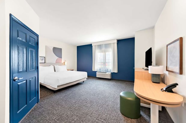 Images Spark by Hilton Longview