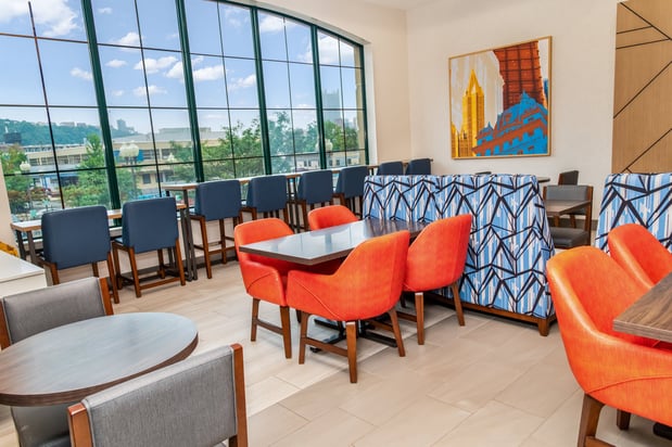 Images Holiday Inn Express & Suites Pittsburgh-South Side by IHG