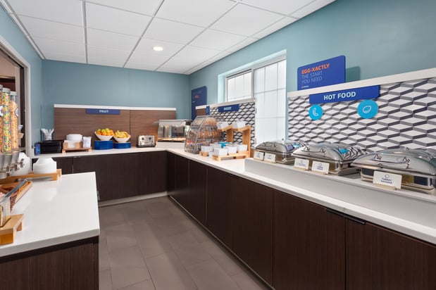 Images Holiday Inn Express & Suites Acme-Traverse City by IHG