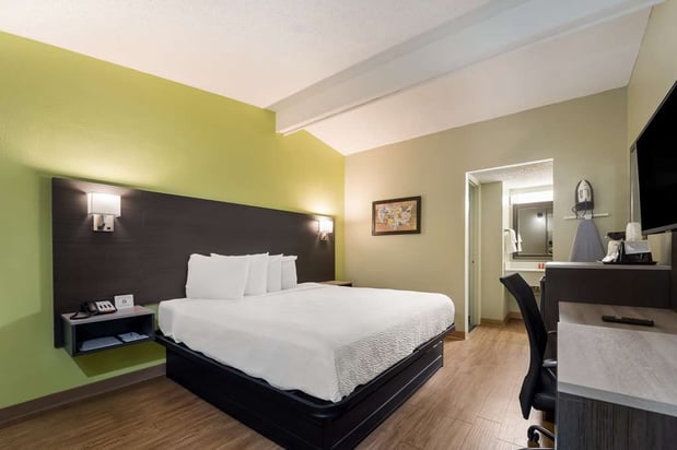 Images SureStay by Best Western Columbus Downtown