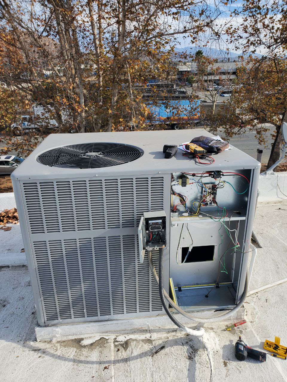 Omega Cooling and heating offers HVAC services to residential and commercial clients in San Diego California.