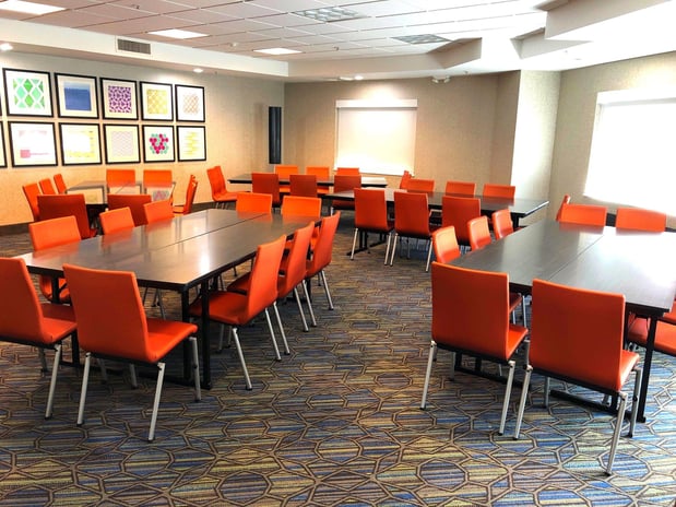 Images Holiday Inn Express & Suites Marina - State Beach Area by IHG