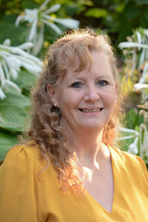 Images Edna Burt, Bankers Life Agent