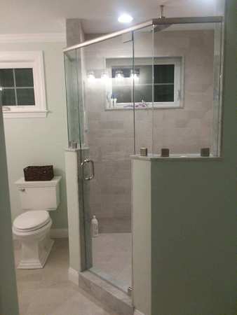 Images Accurate Glass, Inc.
