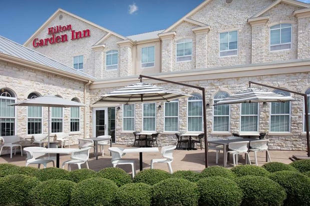 Images Hilton Garden Inn Granbury