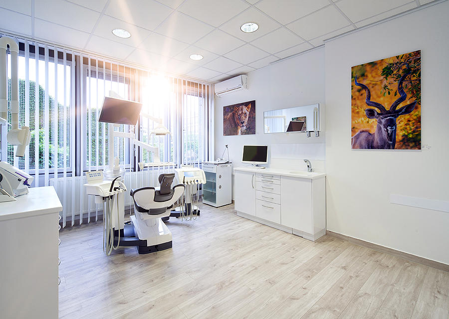 Fotos - Assmus Dentalclinic München Arabellapark MVZ - 3