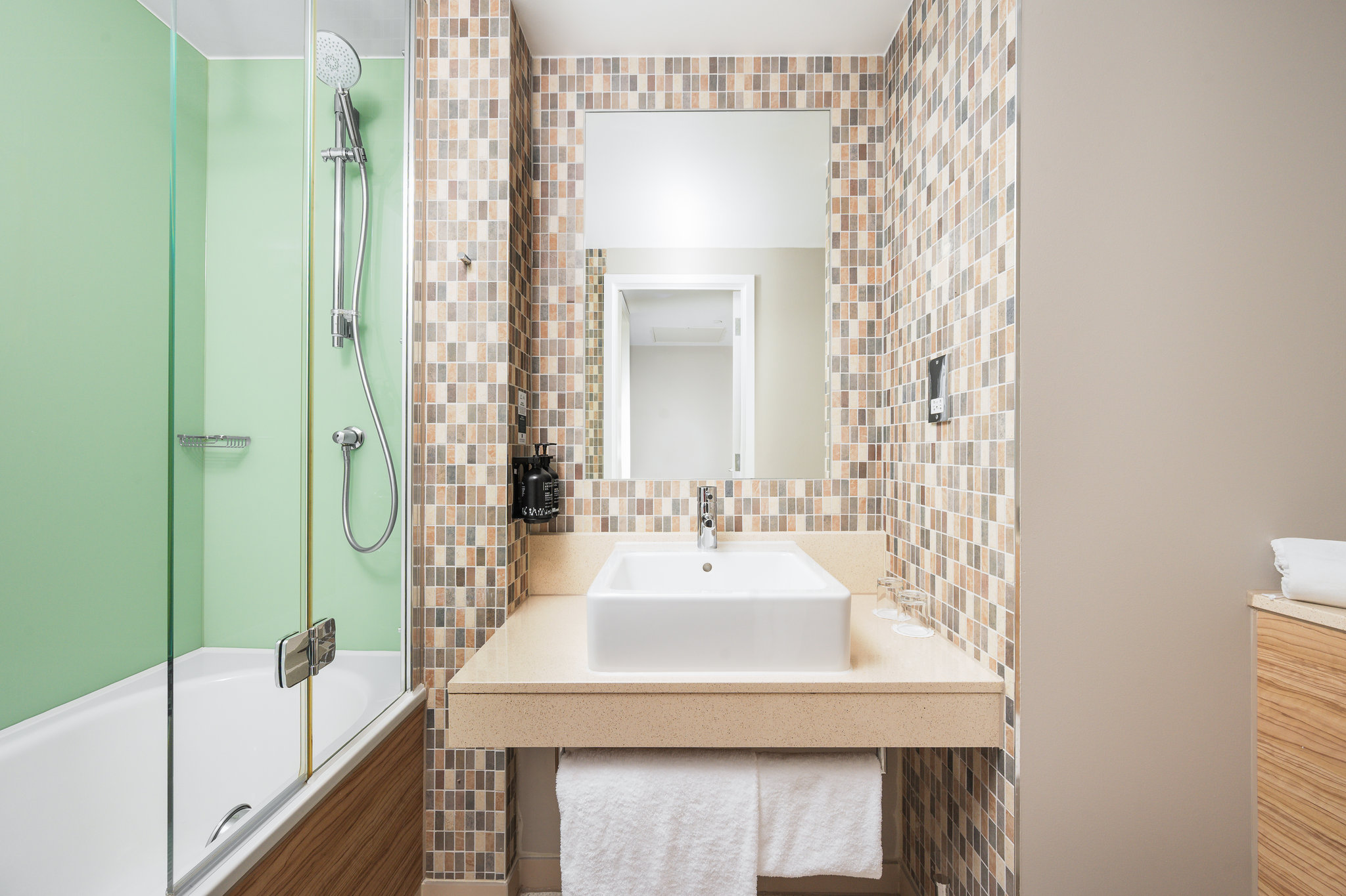 Images Holiday Inn Manchester - Mediacityuk by IHG