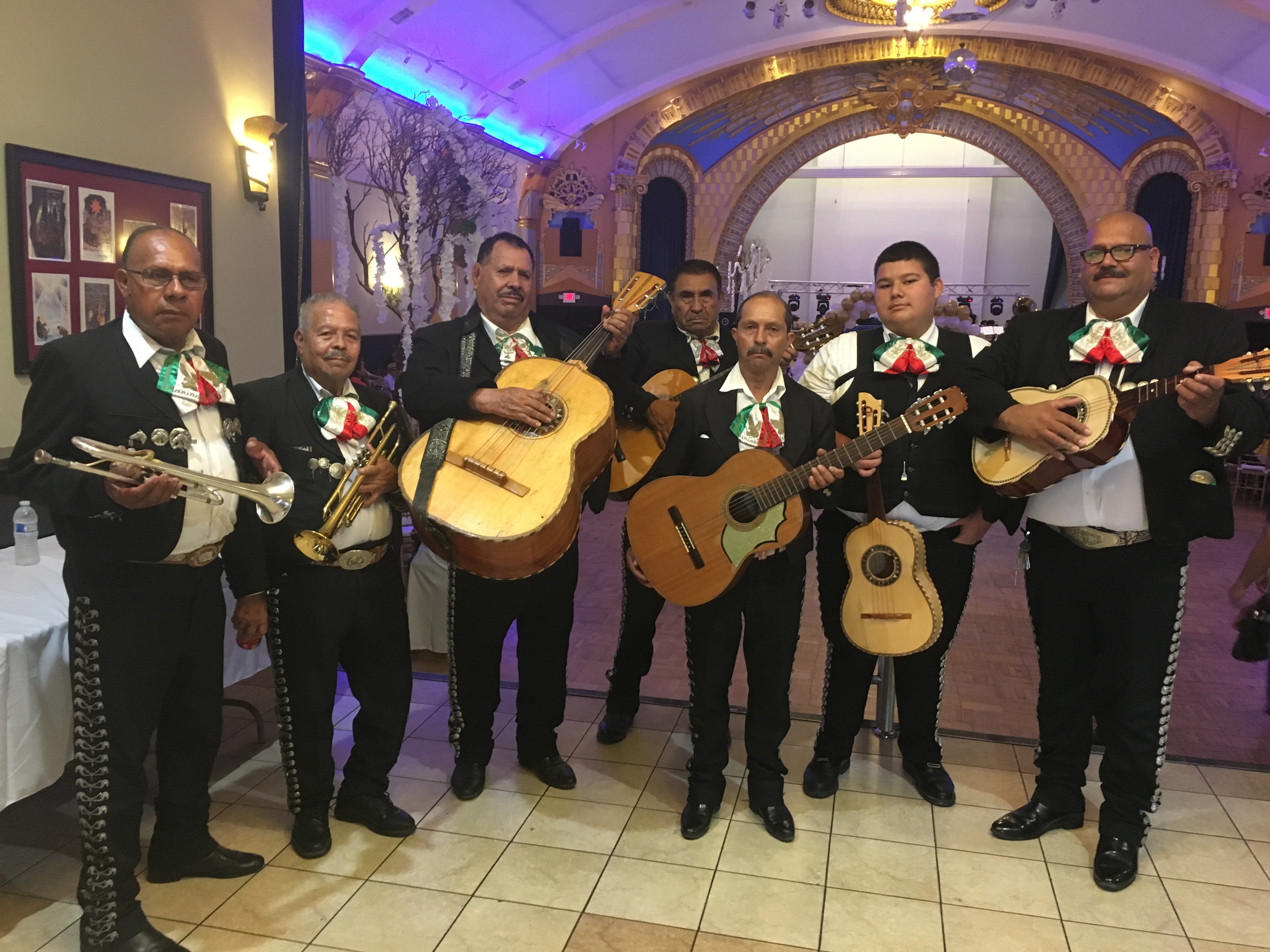 Mariachi Negrete - Mariachi para eventos especiales