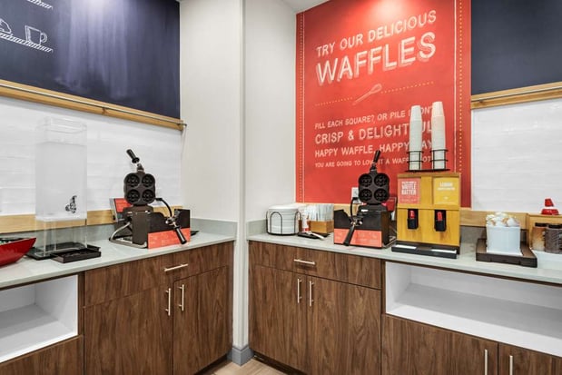 Images Hampton Inn & Suites Pensacola I-10 North at University Town Plaza