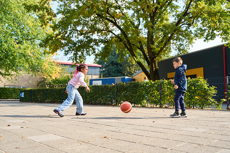 Foto's Humankind - BSO De Menkotoren