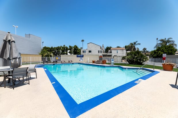 Images Holiday Inn Express Van Nuys by IHG