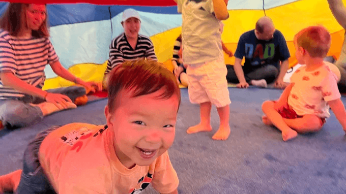 Let your busy toddler climb, move, and discover in a space created for active learning. Our toddler classes in Frisco channel your child’s energy into playful experiences that build coordination, problem-solving skills, and confidence.