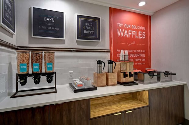 Images Hampton Inn NY-JFK