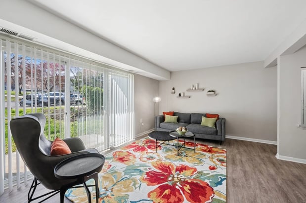 Images ReNew Odenton apartments