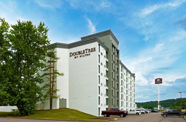 Images DoubleTree by Hilton Washington Meadow Lands Casino Area