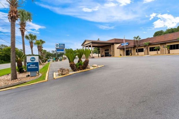 Images Best Western Riverside Inn