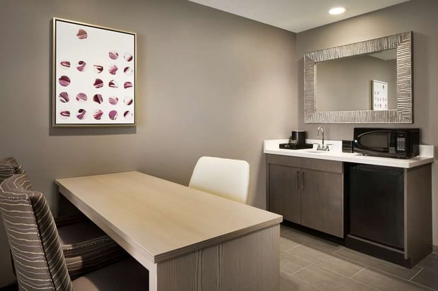 Images Embassy Suites by Hilton Charlotte Uptown